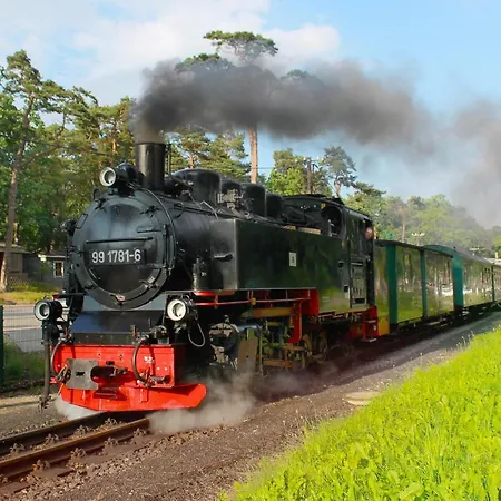 FeWo mit Meerblick, gratis Nutzung vom AHOI Erlebnisbad und Sauna in Sellin - Haus Blick zur See FeWo 09 Goehren (Ruegen)