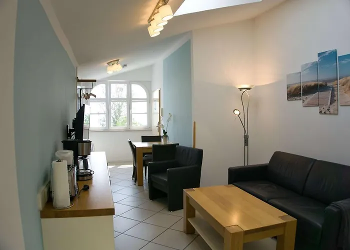 Mit Meerblick, Gratis Nutzung Vom Ahoi Erlebnisbad Und Sauna In Sellin - Haus Blick Zur 09 * Goehren (Ruegen)